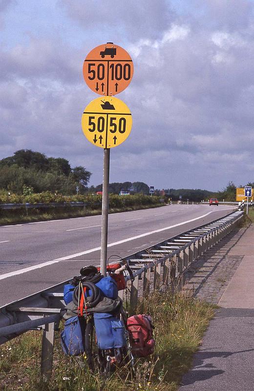 WT 1800 244-26 Germany.jpg